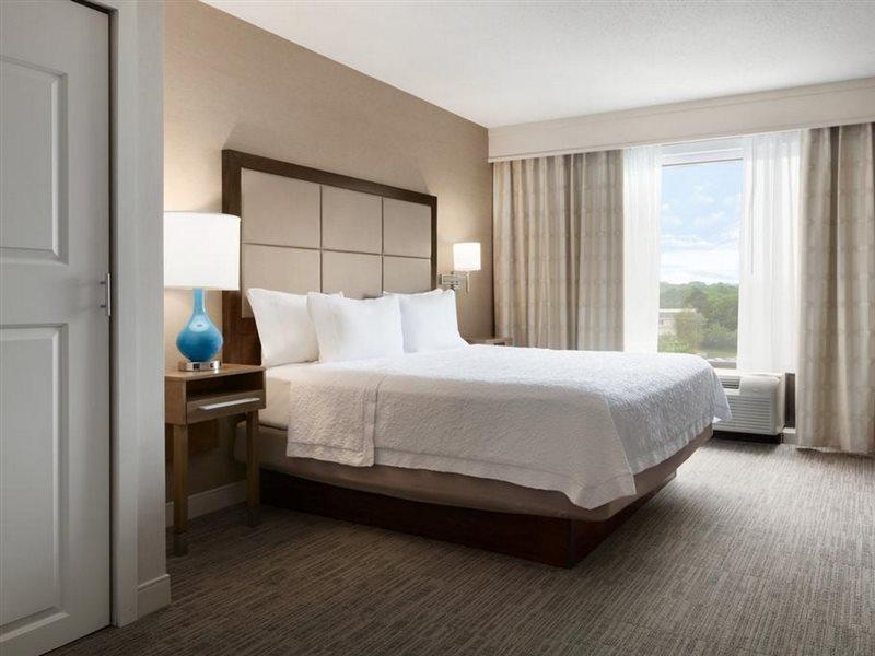 Hampton Inn Long Island-Brookhaven Farmingville Bagian luar foto