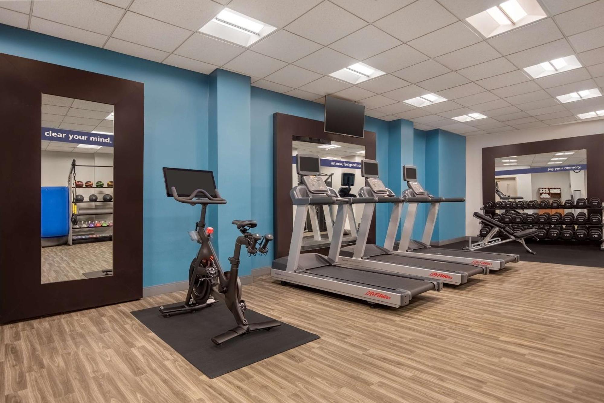 Hampton Inn Long Island-Brookhaven Farmingville Bagian luar foto