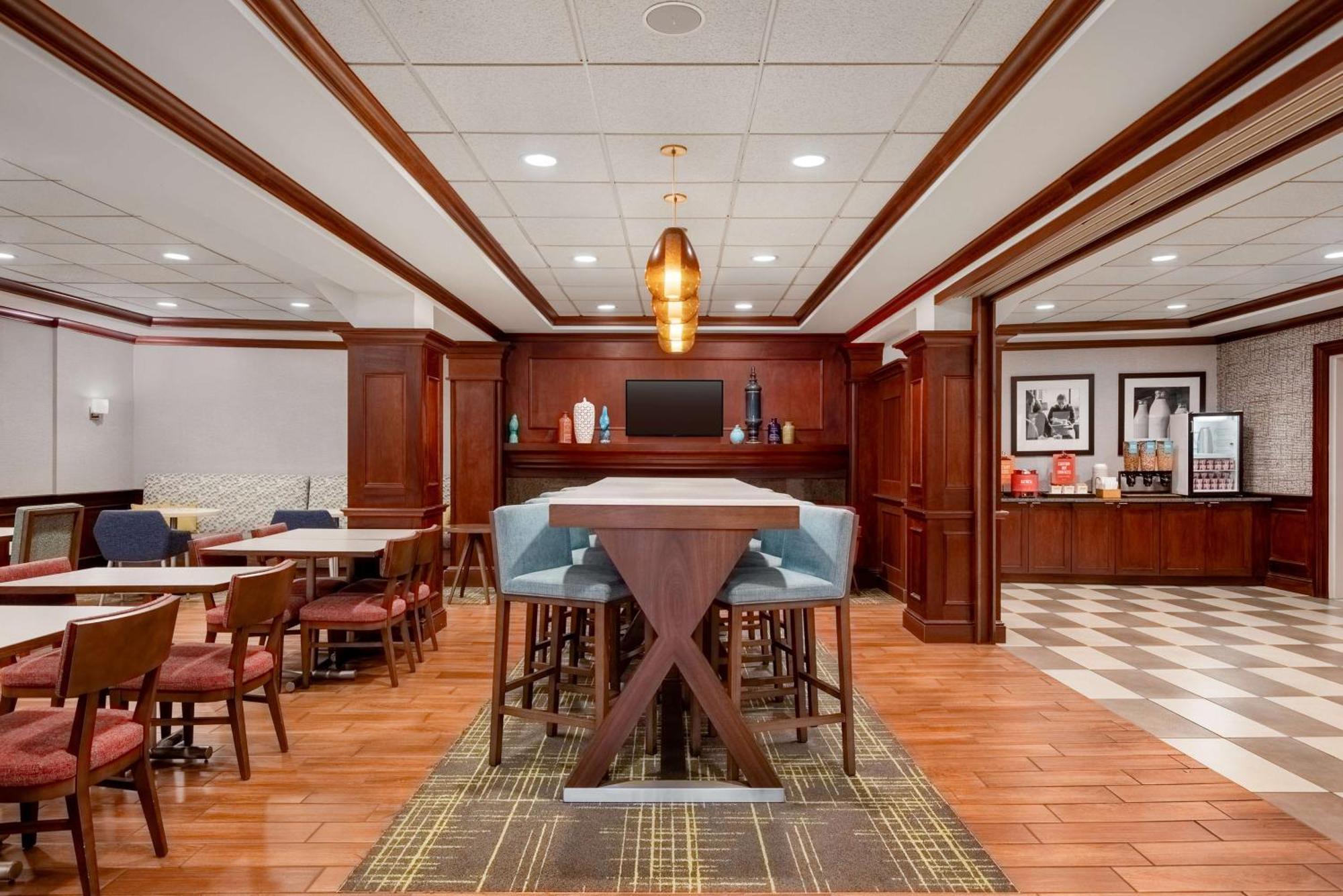 Hampton Inn Long Island-Brookhaven Farmingville Bagian luar foto