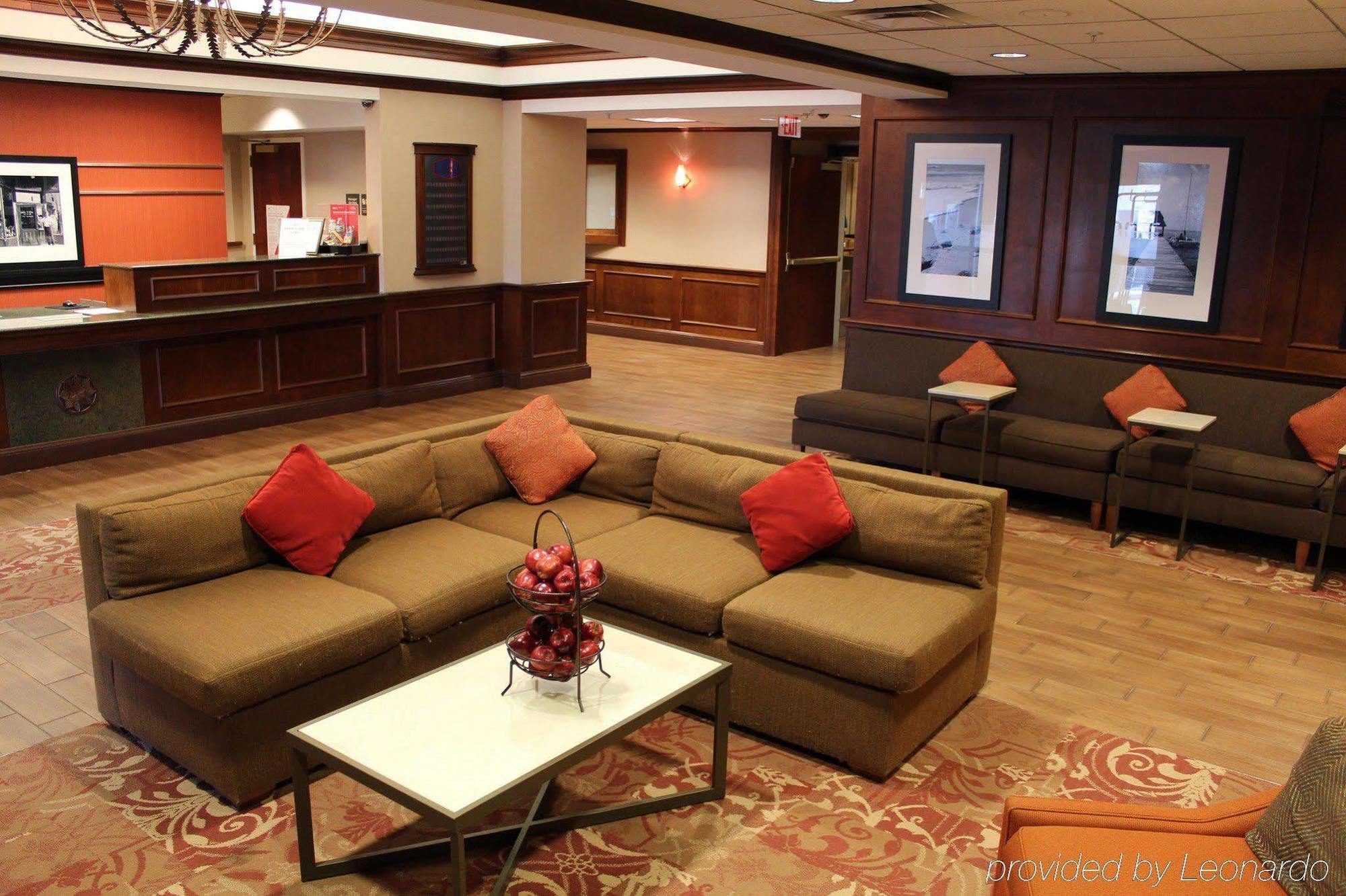 Hampton Inn Long Island-Brookhaven Farmingville Bagian luar foto